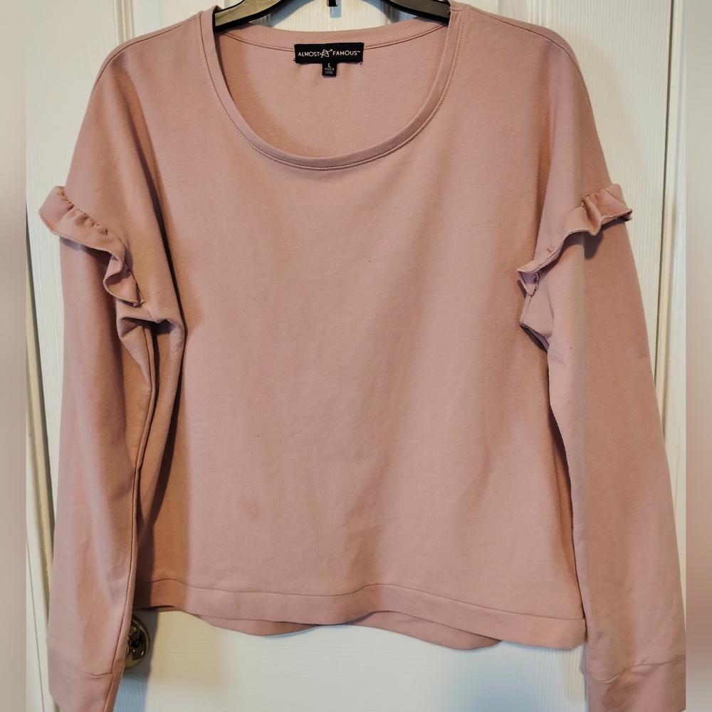 Almost Famous Ruffled Peach Long Sleeve Top Size L